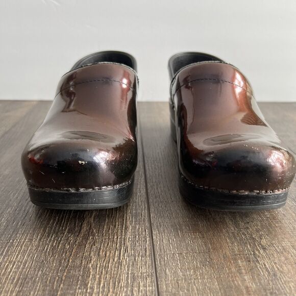 Dansko Professional Clogs Womens Brown Iridescent Patent Leather EU 39/US 8.5-9 - Picture 6 of 12